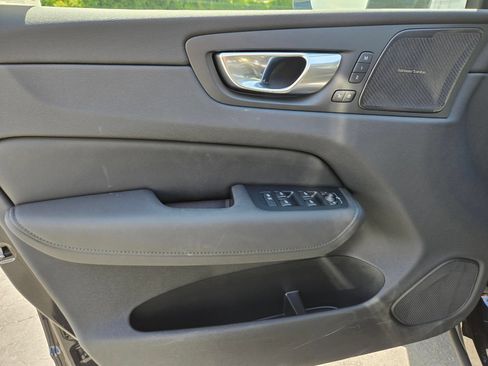 Used 2026 Volvo XC60 B5 Ultra w/ Climate Package AWD/4WD image 17