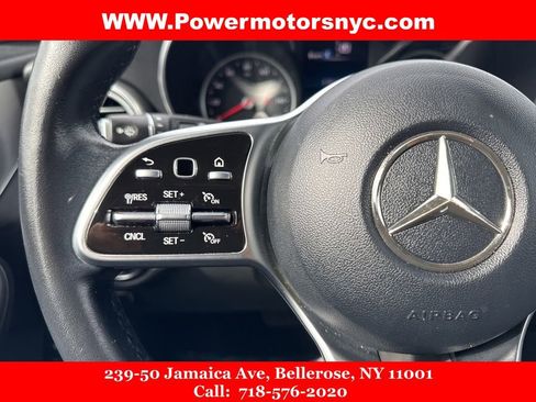 Used 2021 Mercedes-Benz GLC 300 4MATIC image 33