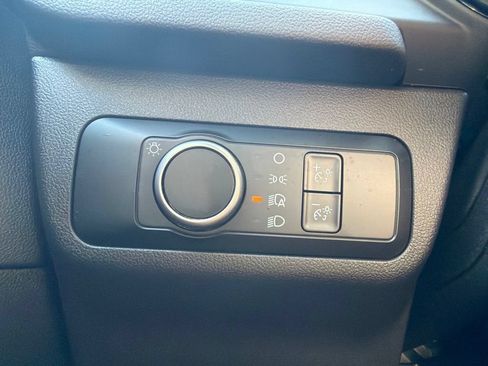 Used 2025 Ford Escape ST-Line AWD/4WD image 36