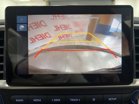 New 2026 Hyundai Venue SEL FWD image 27