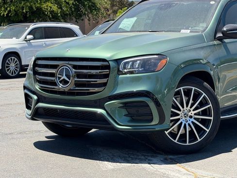 New 2026 Mercedes-Benz GLS 580 4MATIC image 3