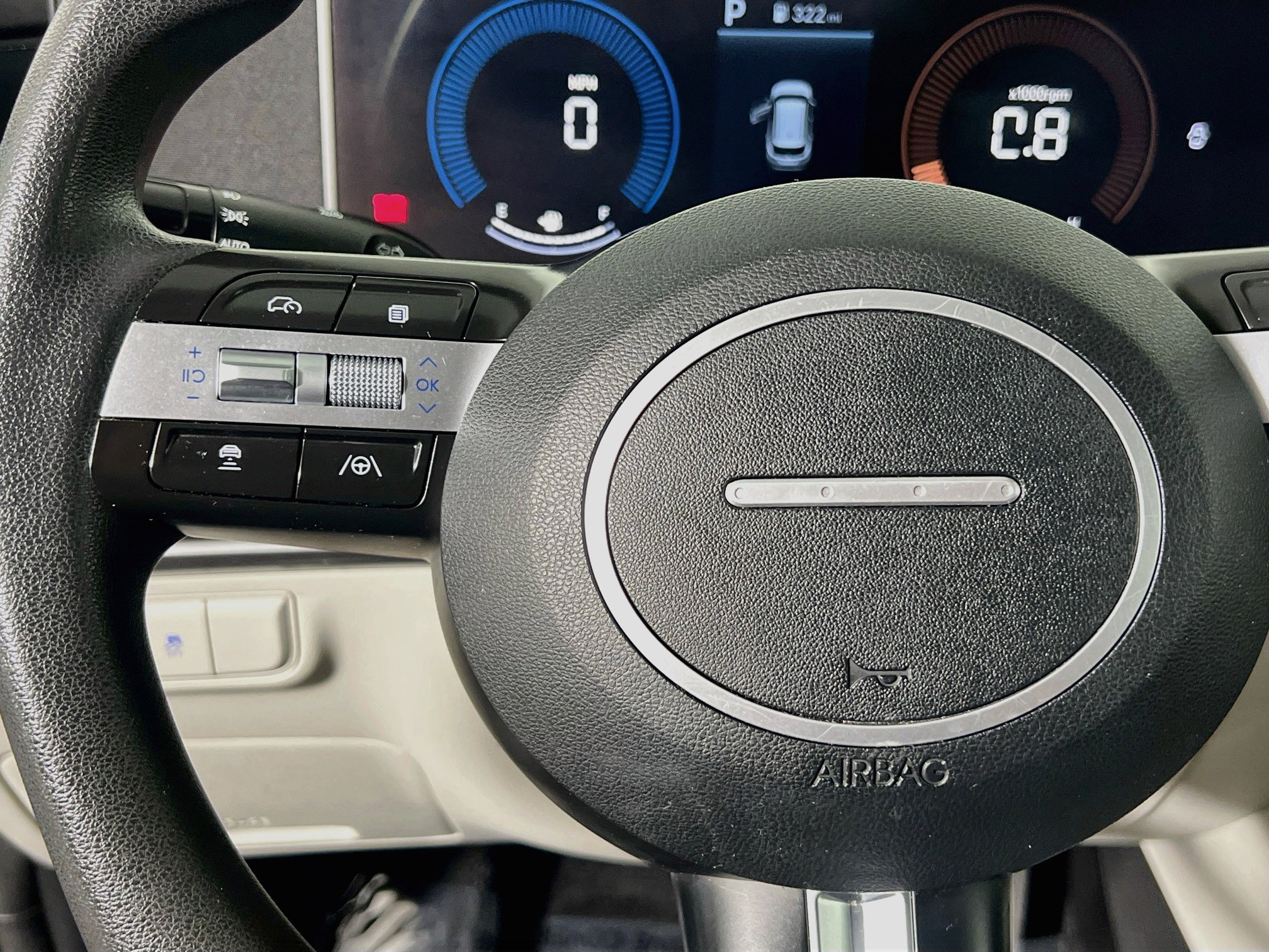 Used 2025 Hyundai Tucson SEL FWD image 19