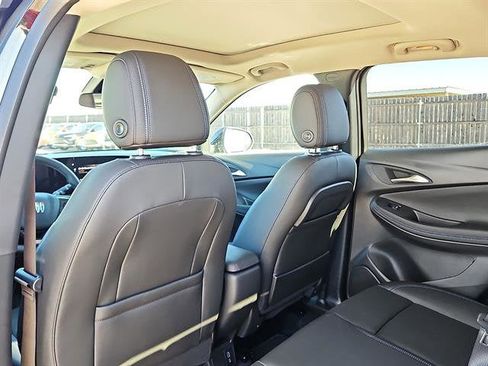 New 2026 Buick Encore GX Sport Touring image 9