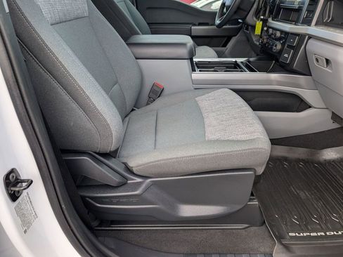 Certified 2025 Ford F350 XLT image 44