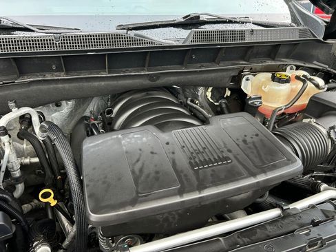 Used 2020 Chevrolet Silverado 1500 LT Trail Boss image 30