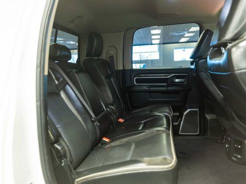 Used 2020 RAM 3500 Laramie image 15