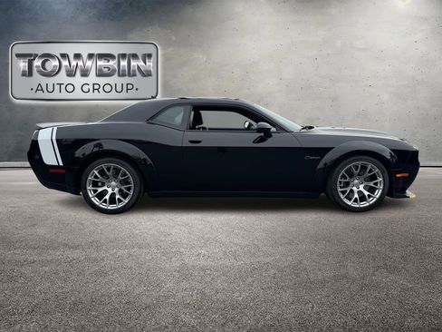 Used 2023 Dodge Challenger SRT Hellcat Redeye RWD image 32