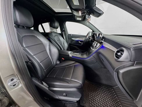 Used 2022 Mercedes-Benz GLC 300 4MATIC Coupe image 26