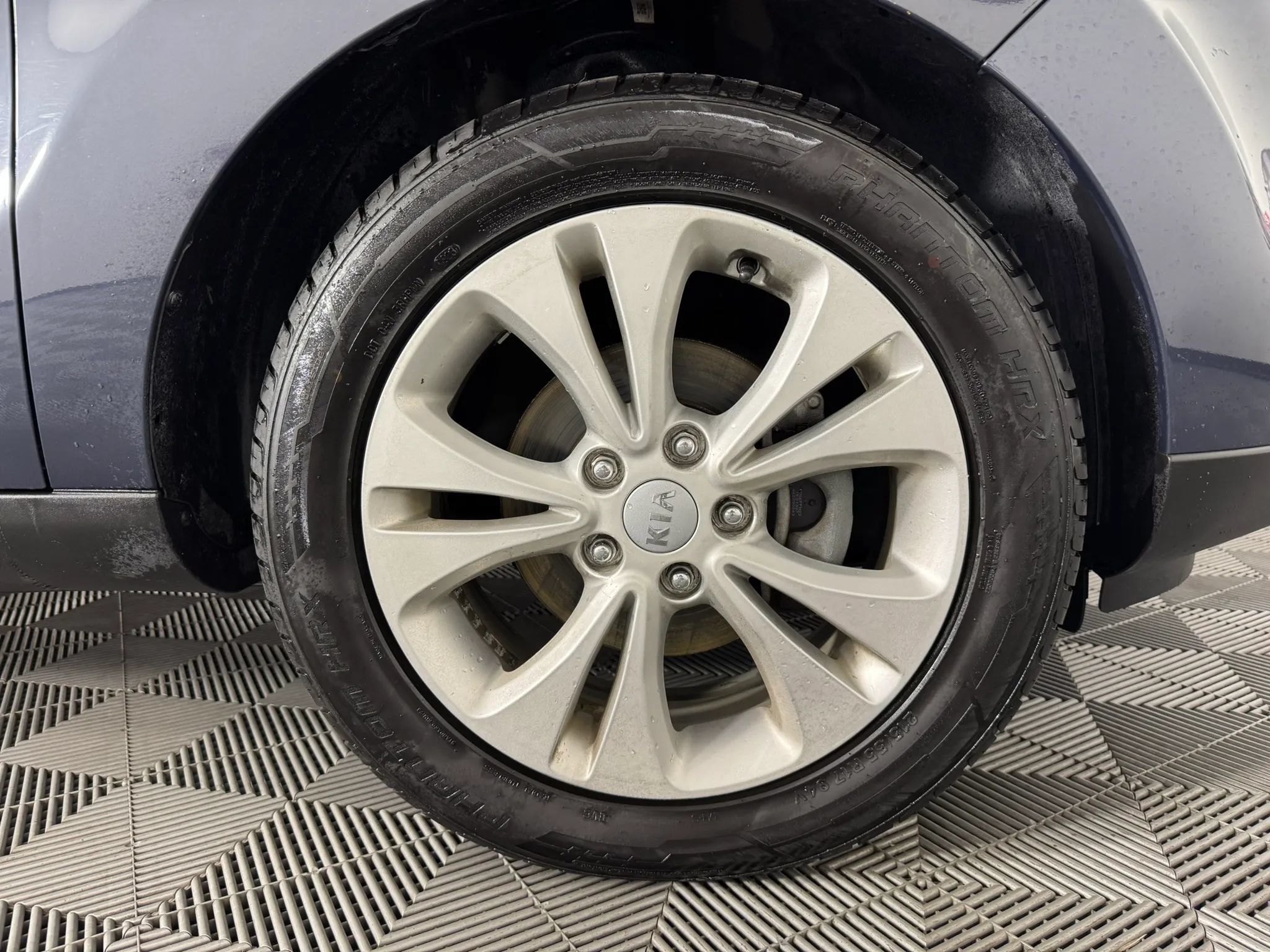 Used 2016 Kia Soul + FWD image 42
