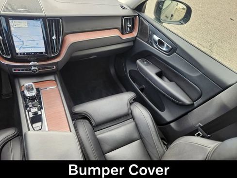 Certified 2023 Volvo XC60 B6 Ultimate w/ Protection Package Premier image 13