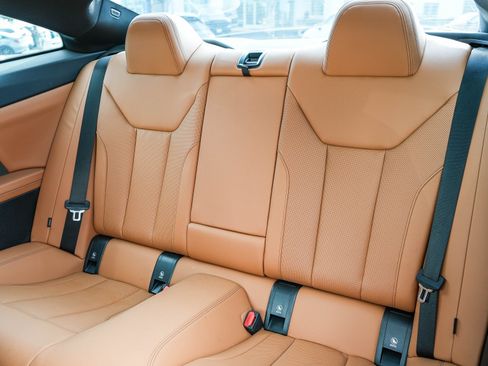 Used 2024 BMW M440i Coupe w/ Premium Package image 19