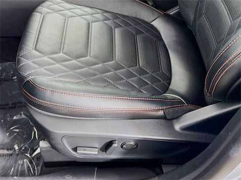 Used 2024 Ford Escape ST-Line Elite w/ Premium Technology Package image 20