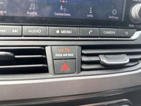 Used 2024 Nissan Altima 2.5 SR FWD image 17