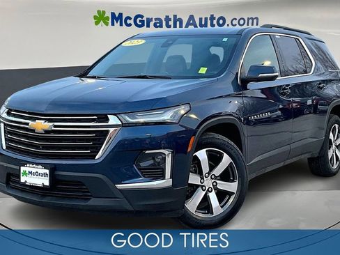 Certified 2023 Chevrolet Traverse LT w/ LT Premium Package image 3