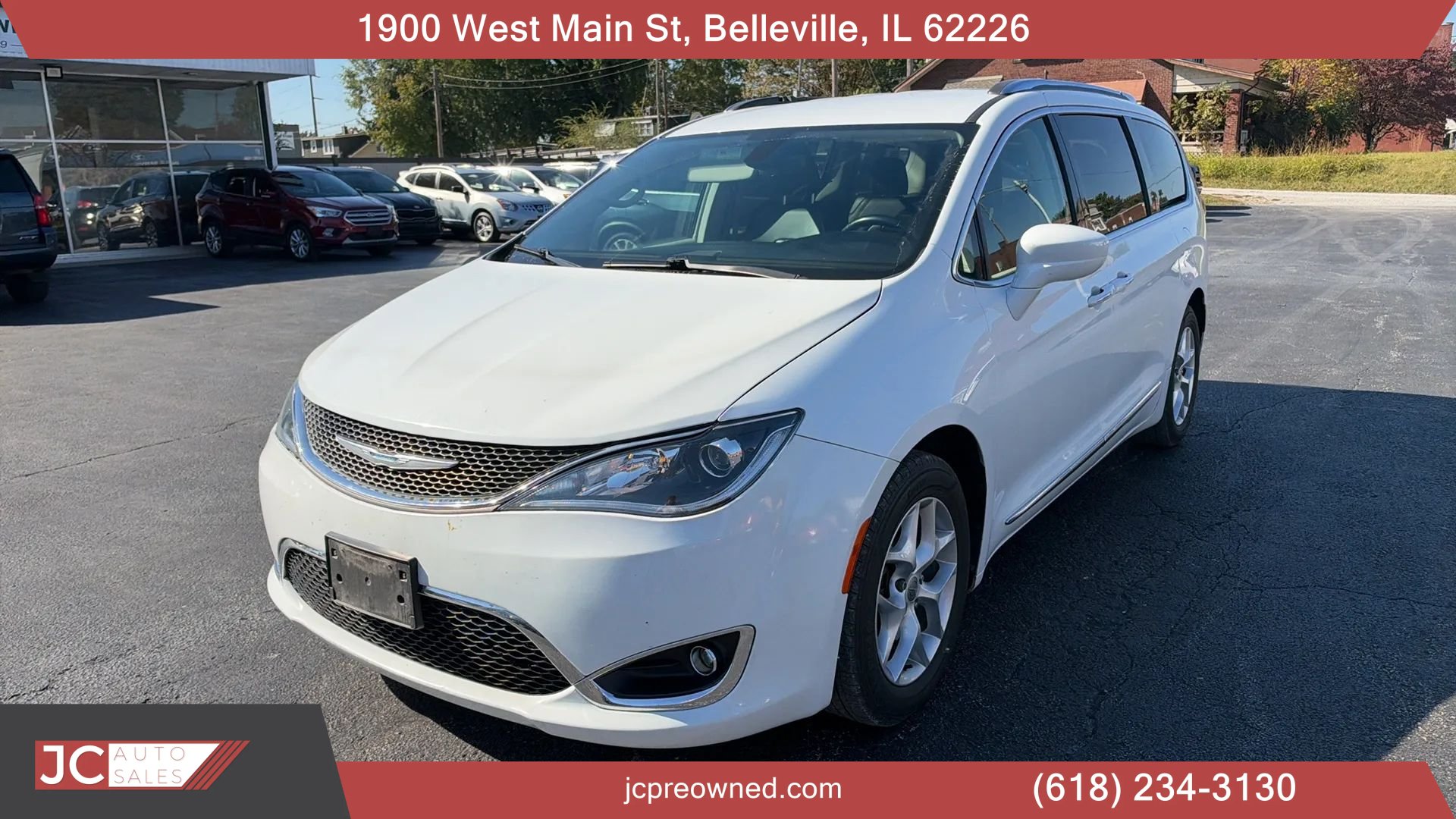 Used 2018 Chrysler Pacifica Touring-L w/ Tire & Wheel Group FWD image 1