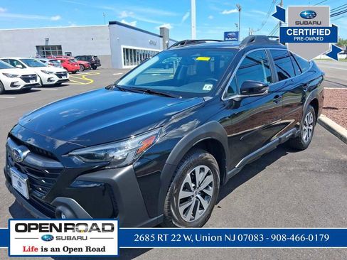 Used 2023 Subaru Outback Premium AWD/4WD image 3