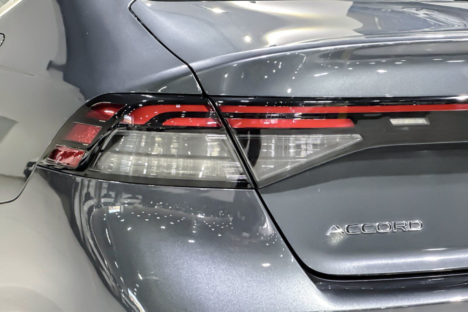 Used 2025 Honda Accord LX image 26