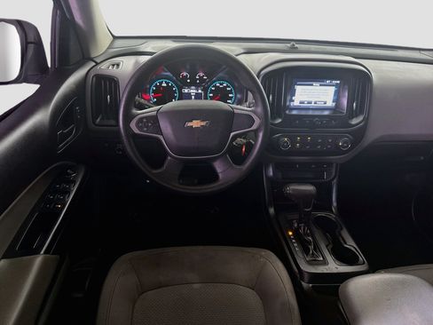 Used 2018 Chevrolet Colorado W/T w/ WT Convenience Package RWD image 16