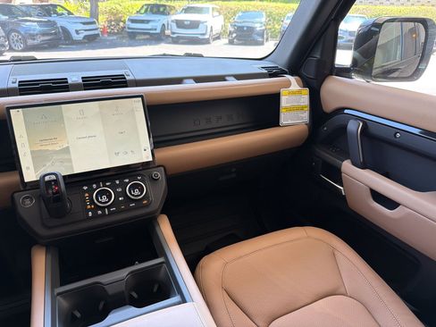 New 2026 Land Rover Defender 110 S AWD/4WD image 30