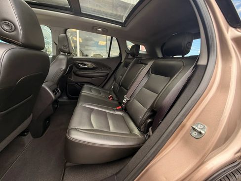 Used 2018 GMC Terrain SLT w/ Preferred Package AWD/4WD image 8