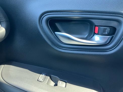 Certified 2024 Honda HR-V LX image 35