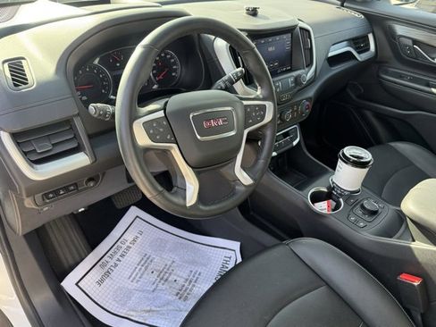 Used 2024 GMC Terrain SLT w/ Tech Package image 15