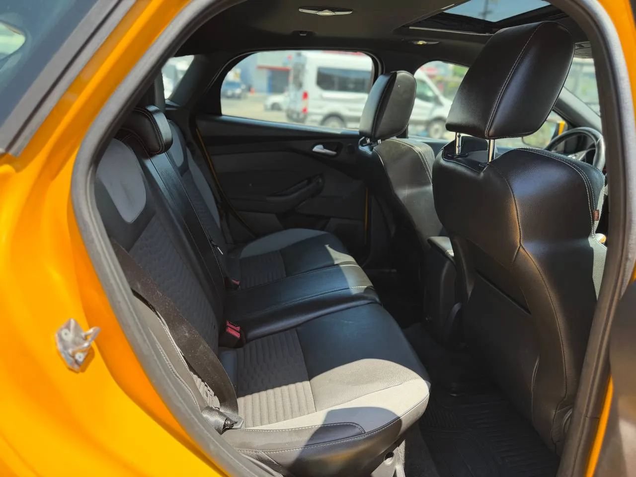 Used 2013 Ford Focus ST FWD image 35