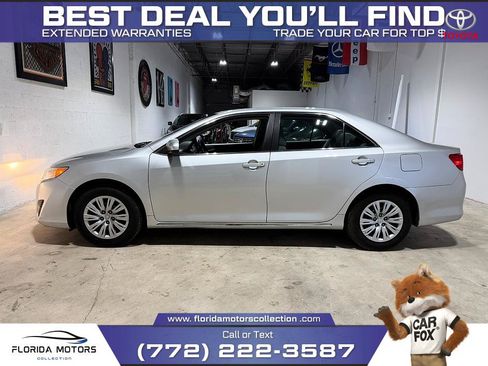 Used 2012 Toyota Camry LE FWD image 8