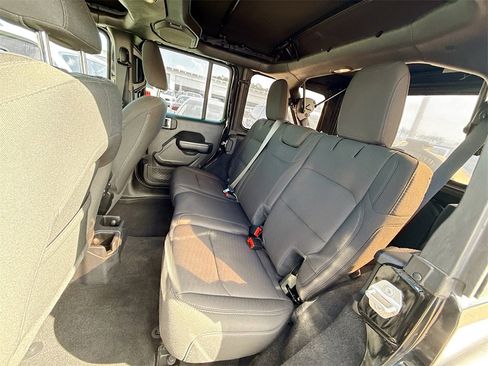 Used 2021 Jeep Wrangler Unlimited Sport S image 27