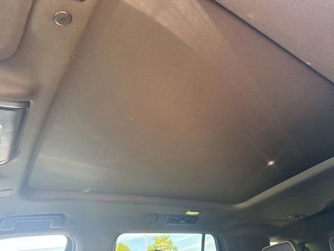 Certified 2022 Chevrolet Tahoe Premier AWD/4WD image 24