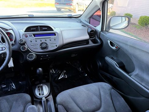 Used 2010 Honda Fit Sport image 24
