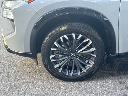 Certified 2024 Nissan Rogue Platinum image 11