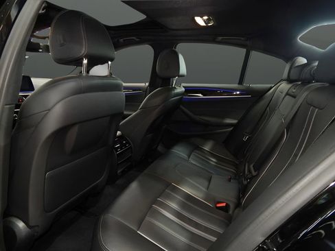 Used 2019 BMW 540i xDrive AWD/4WD image 24