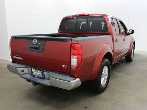 Used 2014 Nissan Frontier SV RWD image 5