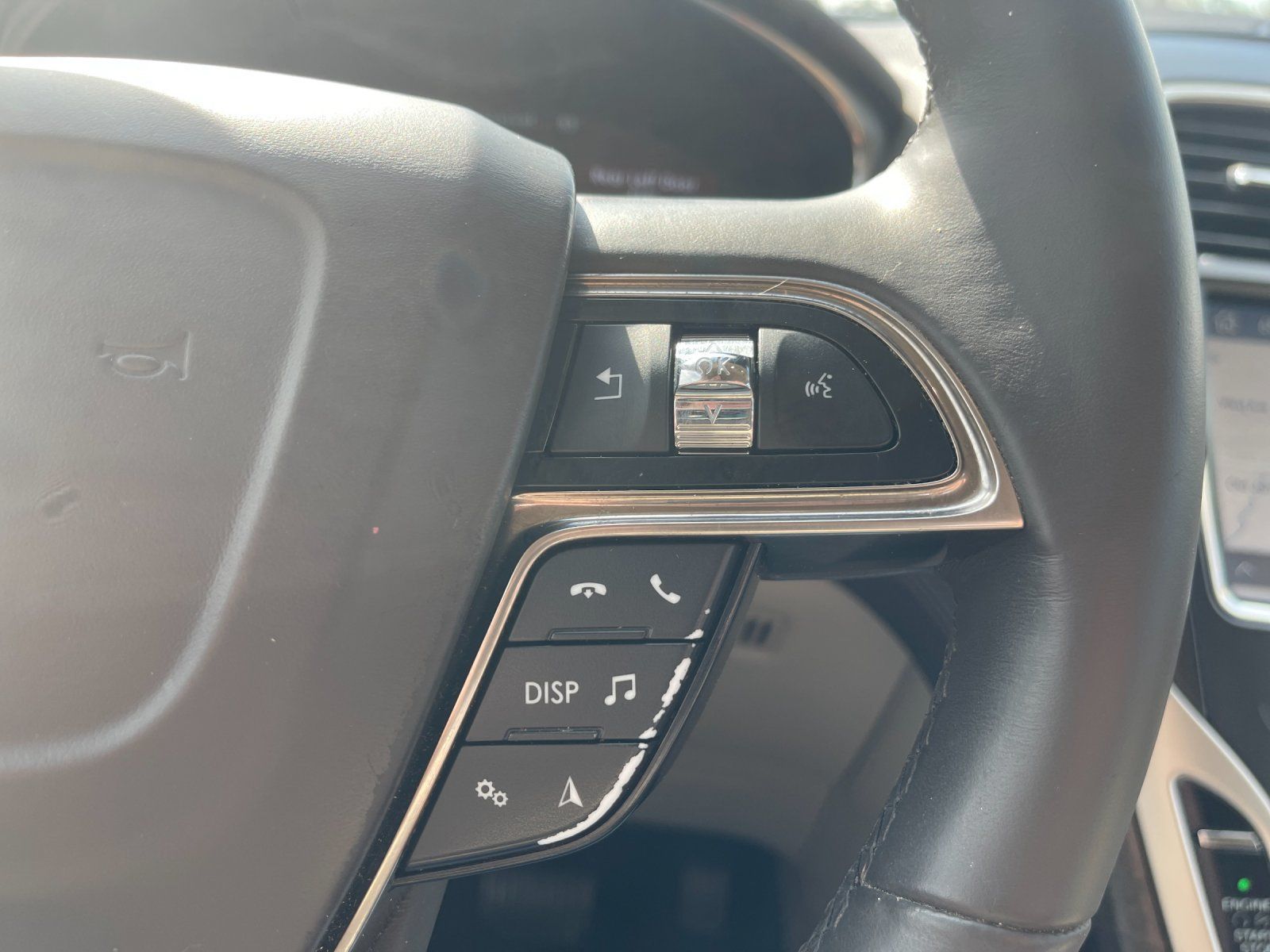 Used 2019 Lincoln Nautilus Reserve FWD image 30