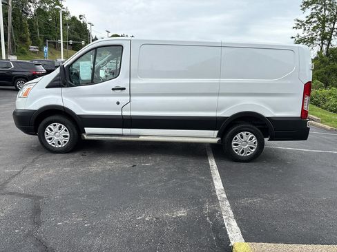 Used 2019 Ford Transit 250 130 Low Roof w/ Exterior Upgrade Package RWD image 9