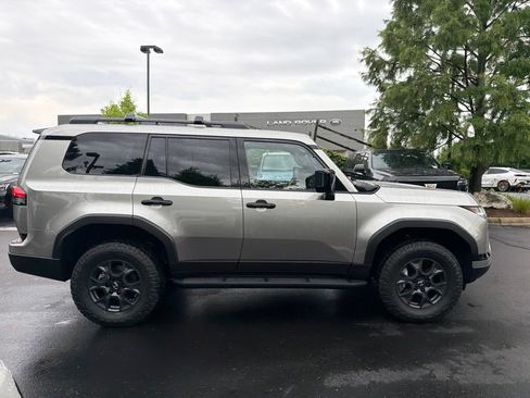 Used 2026 Lexus GX 550 AWD/4WD image 7
