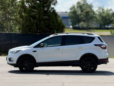 Used 2017 Ford Escape Titanium w/ Canadian Touring Package AWD/4WD image 8