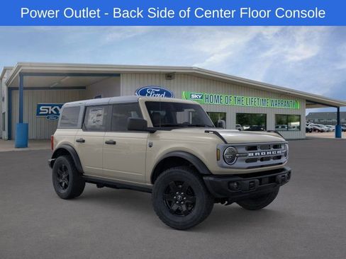 New 2025 Ford Bronco Big Bend w/ Black Diamond Package image 7