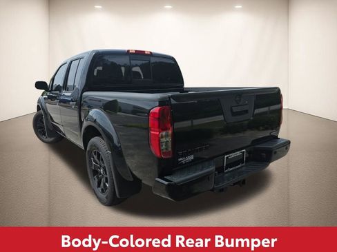 Used 2020 Nissan Frontier SV w/ Midnight Edition Floor Mats RWD image 9