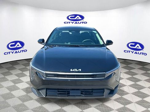 Used 2025 Kia K4 LXS image 10