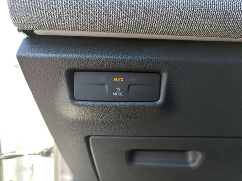 New 2026 Volkswagen Tiguan S image 33