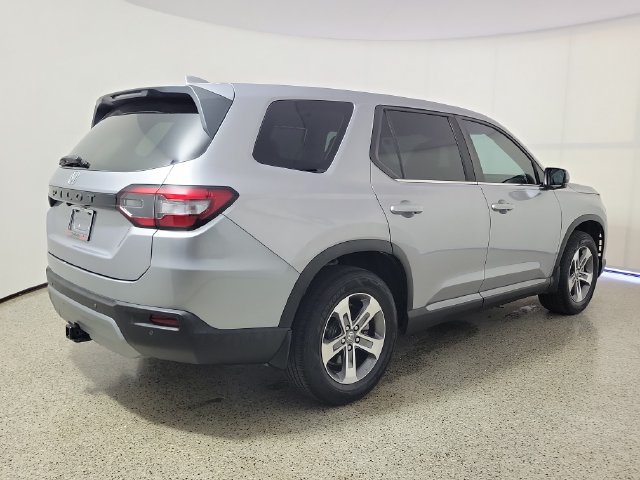 Used 2024 Honda Pilot EX-L image 5