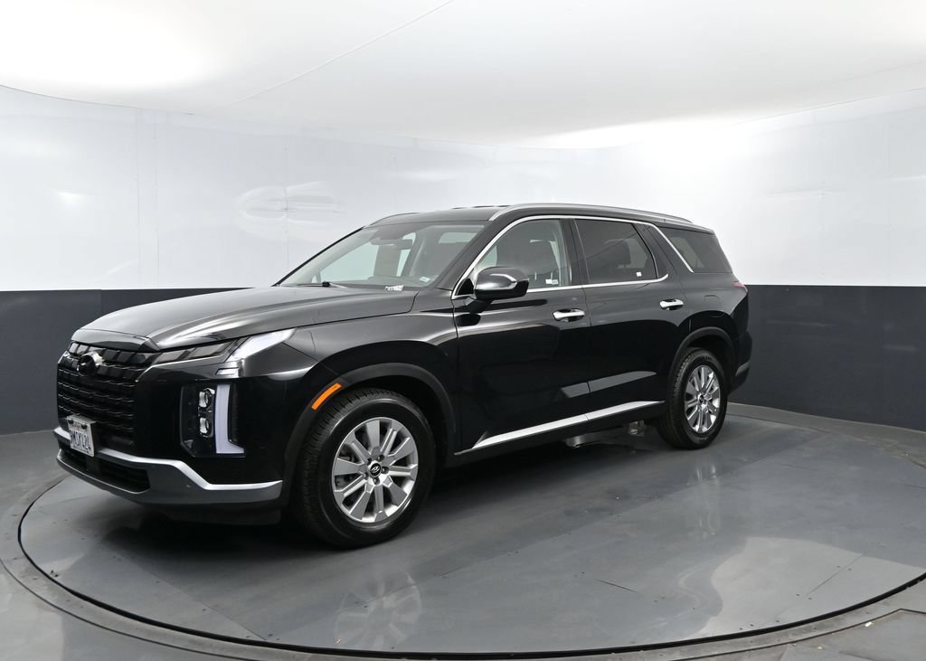 Used 2024 Hyundai Palisade SEL FWD image 1