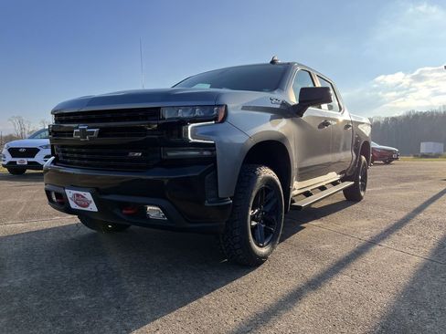 Used 2021 Chevrolet Silverado 1500 LT Trail Boss w/ Convenience Package II image 21