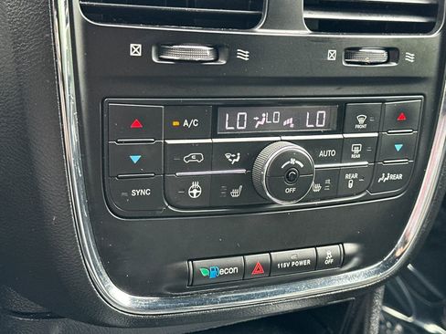 Used 2019 Dodge Grand Caravan GT FWD image 23