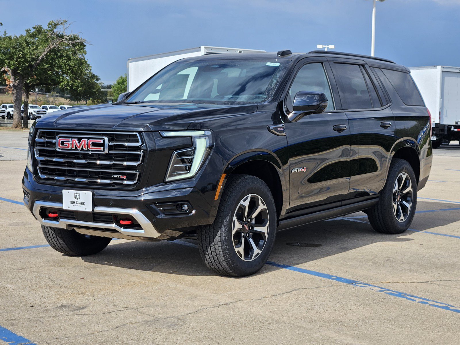 New 2026 GMC Yukon AT4 w/ AT4 Premium Plus Package AWD/4WD image 2