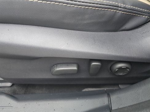 Used 2025 Subaru Outback Limited XT image 11