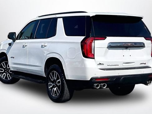 Used 2024 GMC Yukon AT4 AWD/4WD image 5
