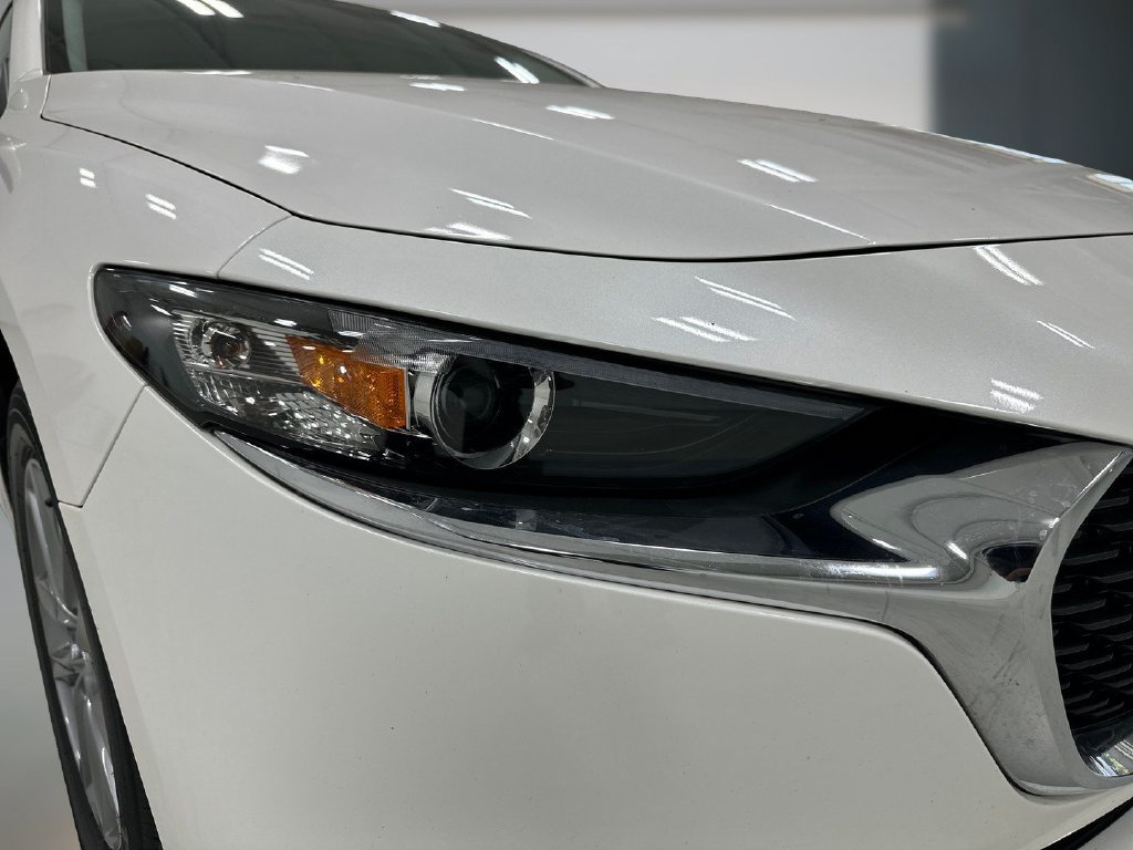 Used 2025 MAZDA MAZDA3 s FWD image 11